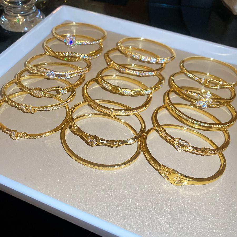 Fashionable 18k Gold Plated Zircon Bracelet With Retro Style For Casual Wear And Gift