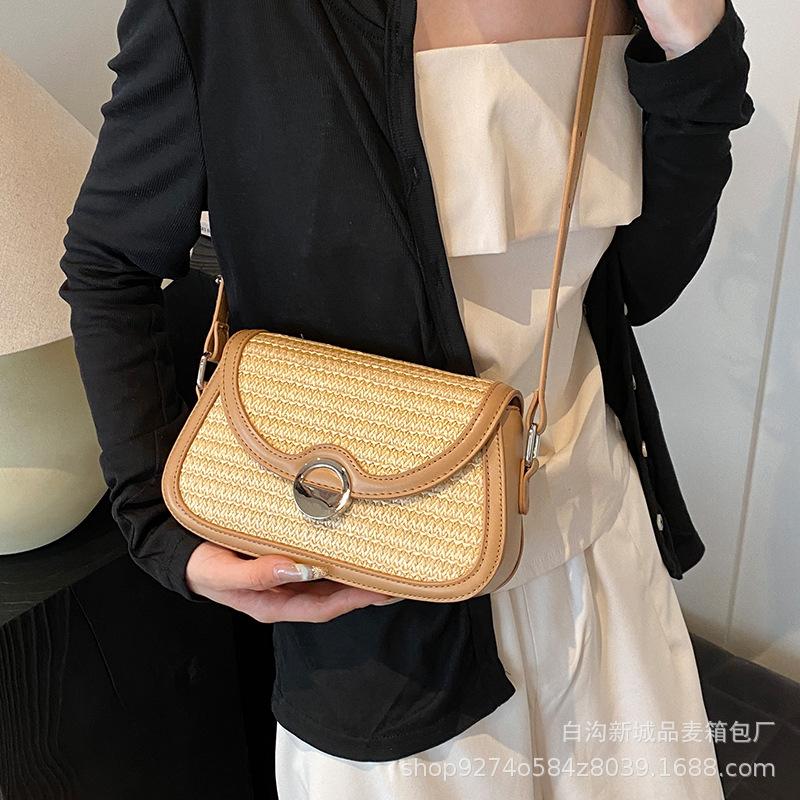 Internet celebrity explosion contrasting color armpit small bag women 2025 new niche design woven bag crossbody small square bag