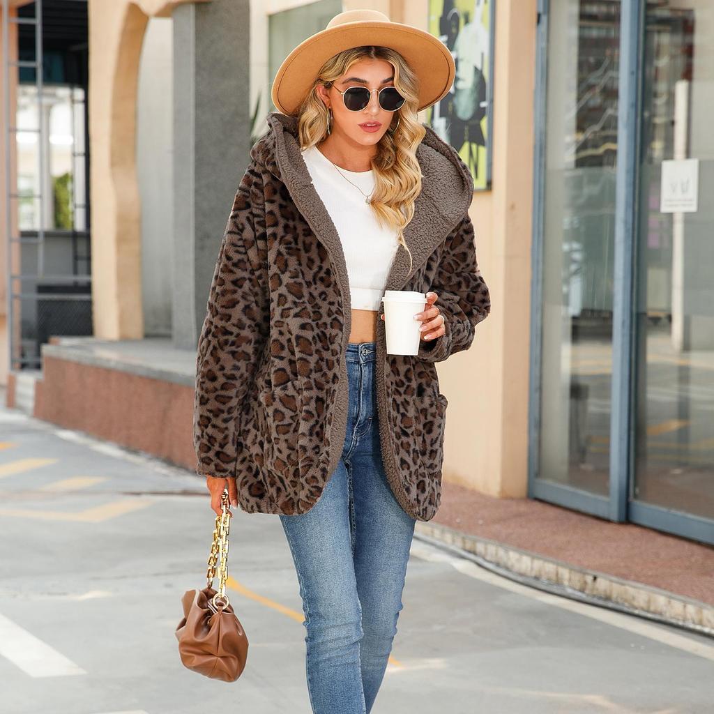Cappotto invernale da donna in pile sherpa leopardato con cucitura, giacca casual con cappuccio, morbido e caldo, cardigan aperto sul davanti, capispalla con tasca