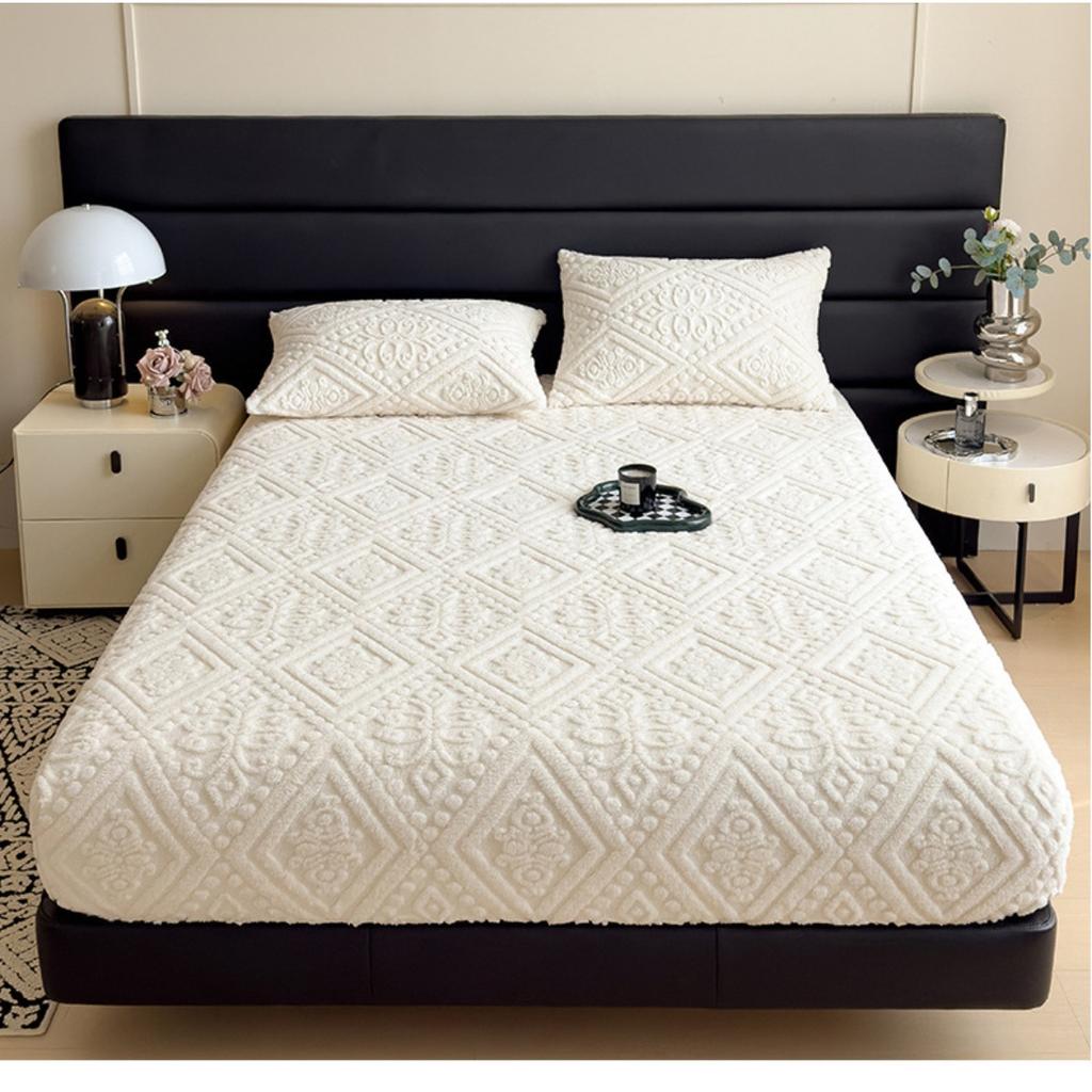 Carved Velvet Thick Winter Bed Sheet Jacquard Tafu Velvet Bed Cover Simmons Mattress Protective Cover