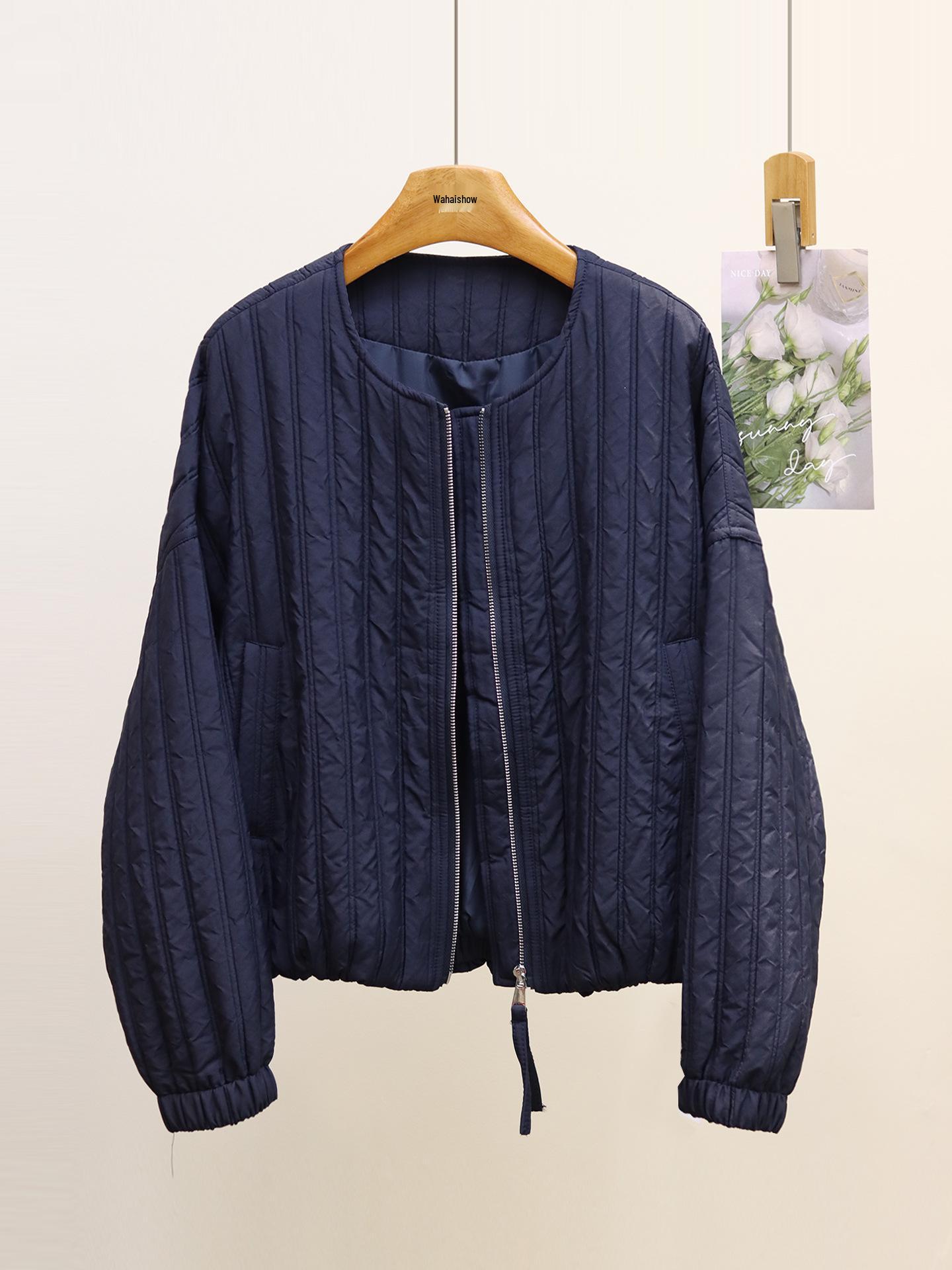 

Женская зимняя куртка в корейском стиле 2025 - Легкая, с круглым вырезом, хлопковая, высокого класса, теплая, свободного кроя, короткий стеганый дизайн Large темно-синий