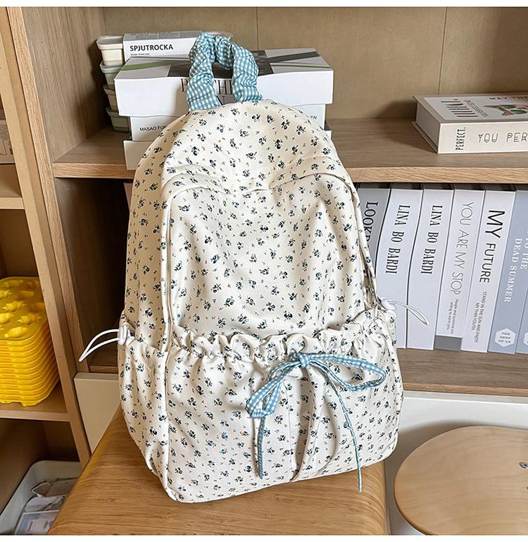 Schoolbag Korean New High-value, Fresh, Sweet and Cute Small Flower Backpack, Lightweight and Large-capacity Backpack for Junior and High School