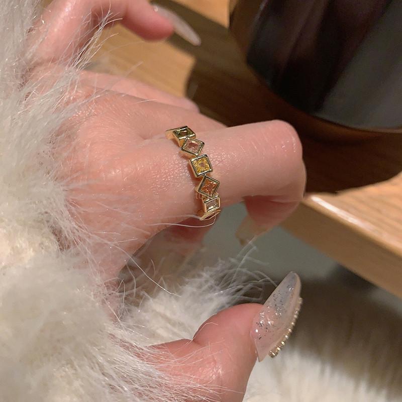 Geometric Chic Butterfly Ring For Women Fashionable Open Design Shell And Pearl Style