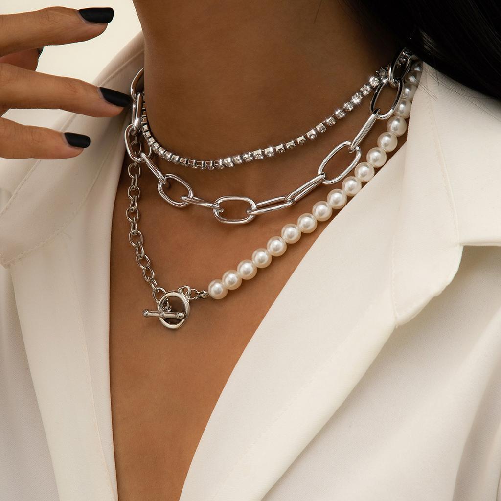 Simple and Fashionable Temperament Round Bead Chain Necklace, Retro Baroque Imitation Pearl Geometric Necklace