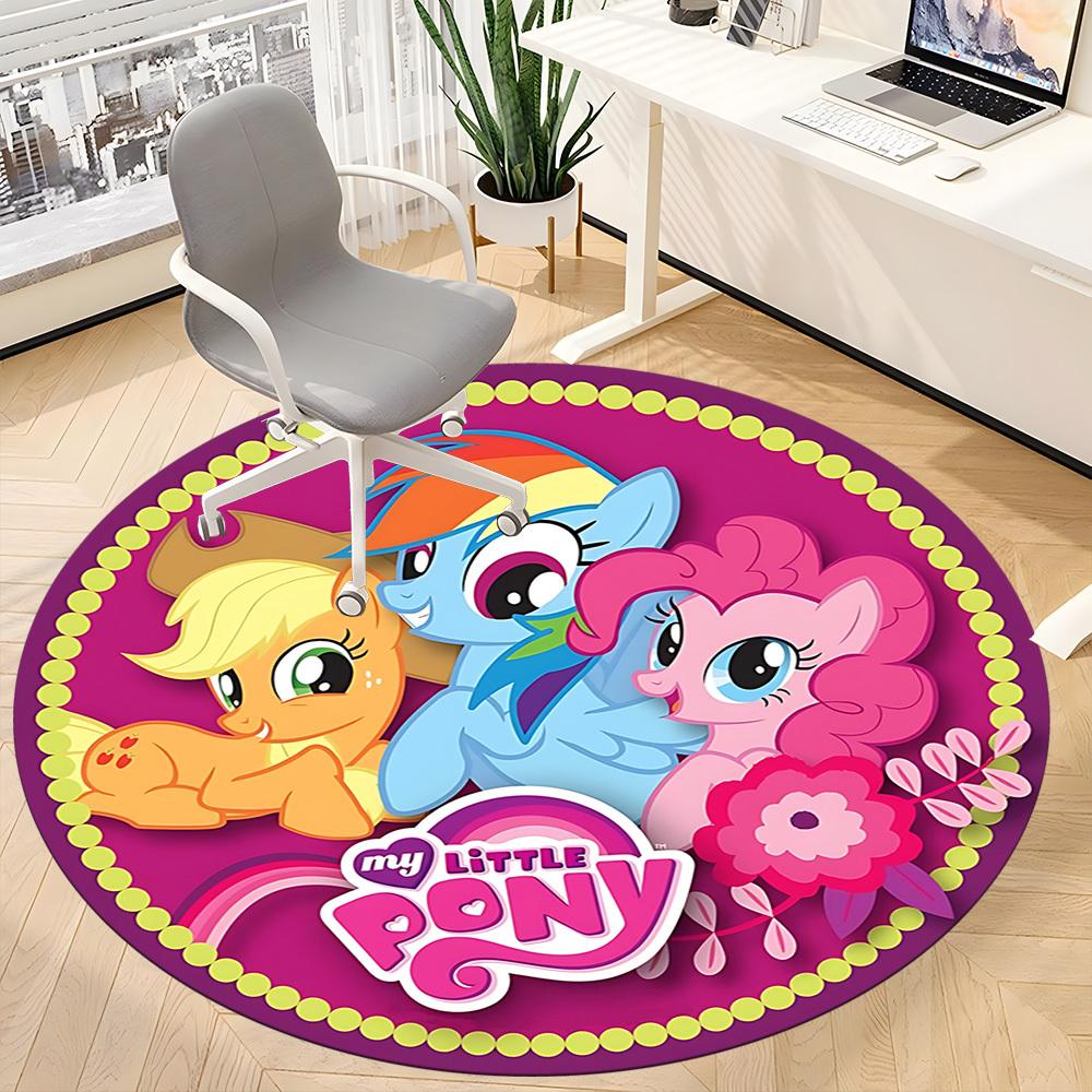 1 szt. Okrągły dywanik biurowy My Little Pony - Idealny do dekoracji biura lub gabinetu, Można prać w pralce, Spód antypoślizgowy, Dekoracyjna mata podłogowa