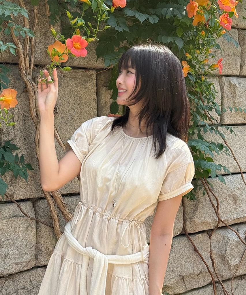 Deonseuteu Half Sleeve Dress_Uddr6B222_Light Beige