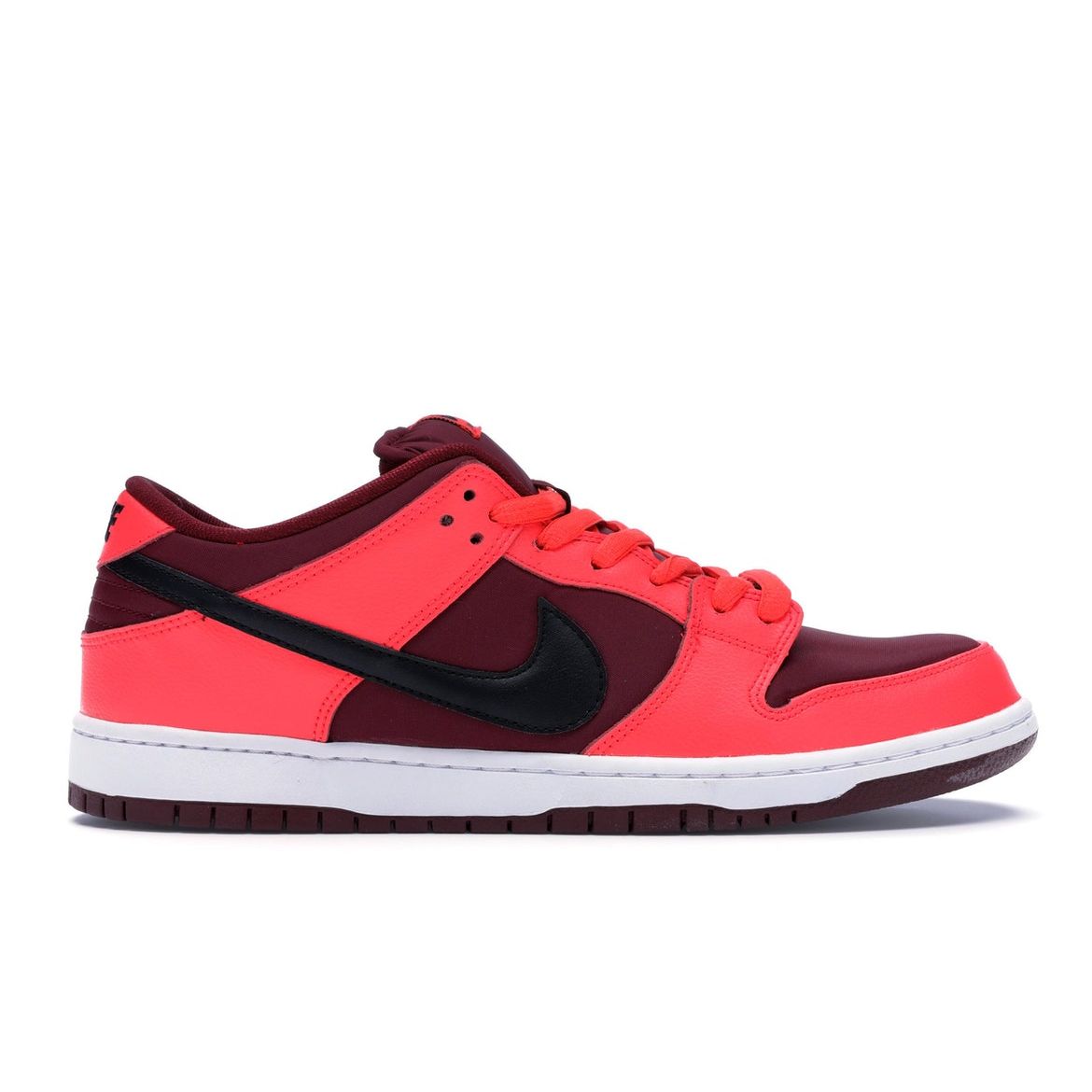 

Мужские кроссовки Nike Dunk Low SB Laser Crimson Red Black Team-Red 304292-606