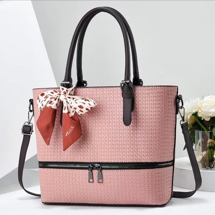 Trendy Women's Tote Bag For Autumn And Winter Stylish Shoulder Bag With Large Capacity