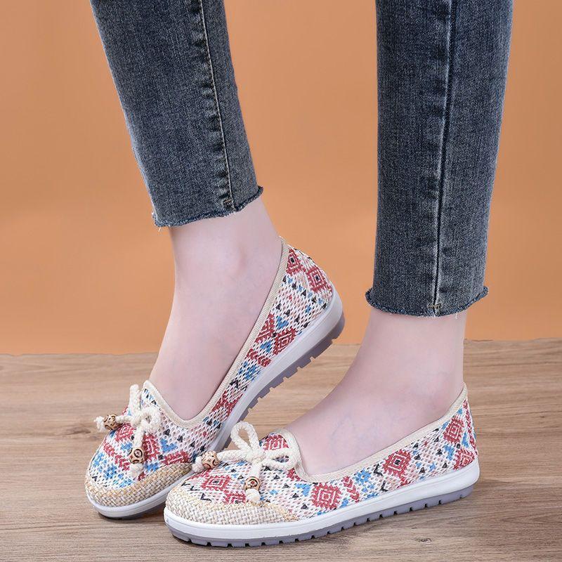 Летние тканевые туфли в старом Пекине — фото 8