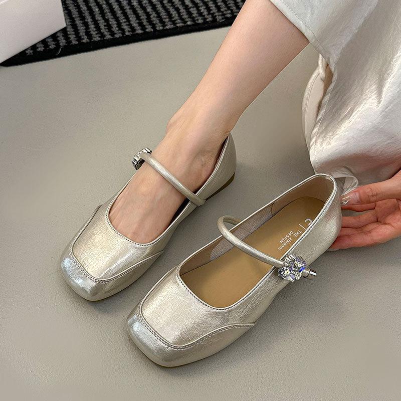 One-word buckle Mary Jane small leather shoes with skirt low-heeled evening shoes women's 2025 summer new French shallow mouth single shoes