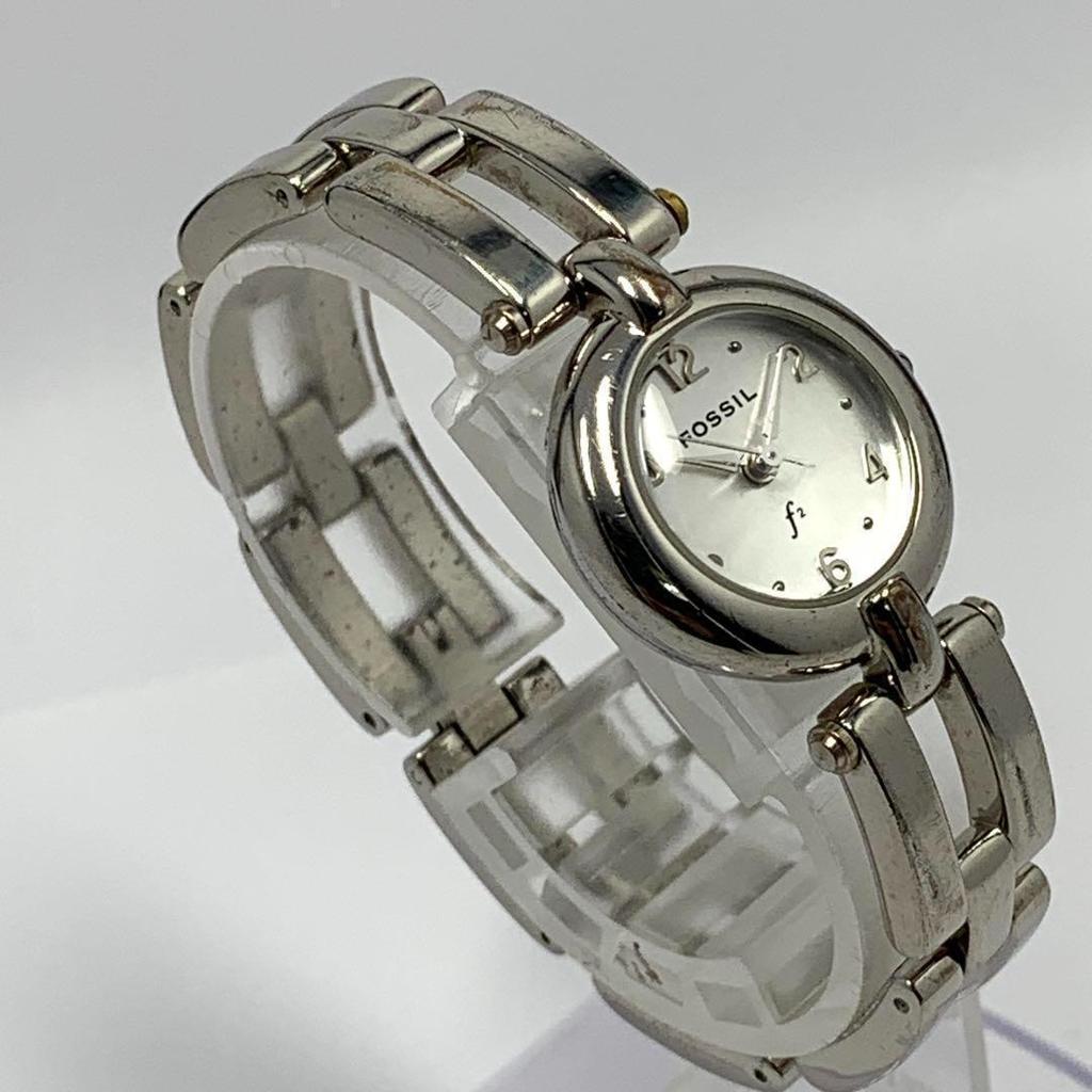 Used 802 [Battery replaced and cleaned] Working item FOSSIL ladies watch Fossil silver quartz type popular rare vintage