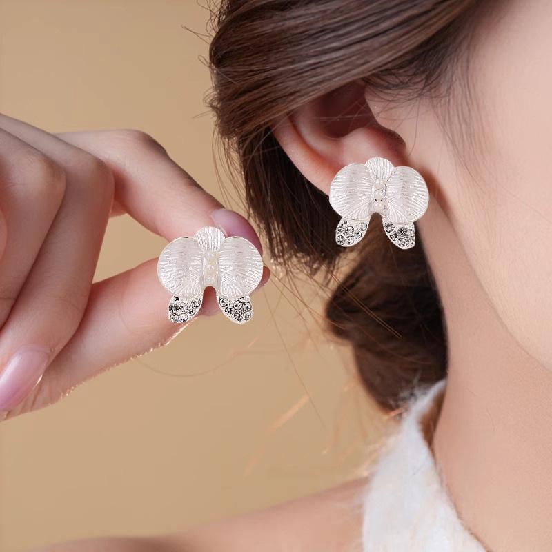 Butterfly Flower Rhinestone Enamel Pearl Earrings - 2025 Women's Light Luxury Stud Accessories