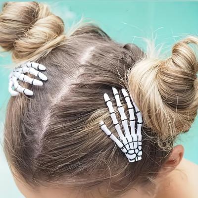 Spooky Chic White Skull Hair Claw - Resin Zombie Hand Grip for Women, Perfect for Halloween & Cosplay Parties