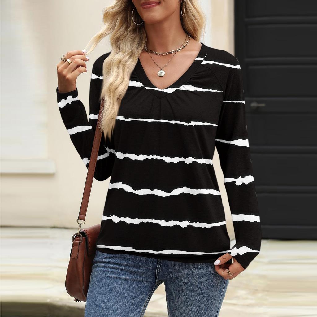 Women's Casual Fashion V-Neck Raglan Pleated Floral Print Long Sleeve Top