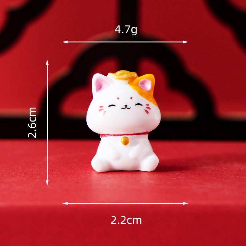 1pcs Figurines Miniature Cute Lucky Cat Micro Landscape Crafts Ornaments For Home Decorations Animal Car Decor Room Accessories