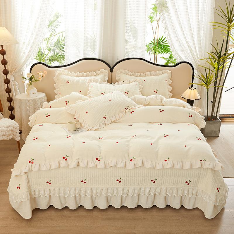 Thickened Milk Fleece Four-Piece High Gram Weight Embroidered Quilting Bed Cover Kit Lace Single Quilt Cover