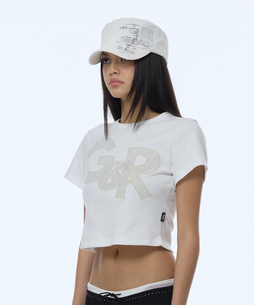 Gillaakaibeu Lettering Graphic Military Cap_White