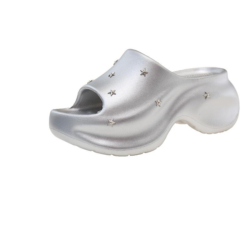 Stylish niche small man taller thick-soled cool slippers women's summer wear fashionable white wedge heels high heels sandals