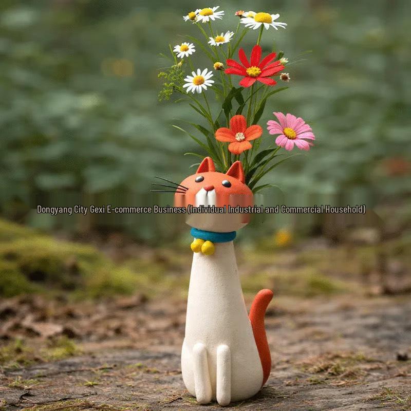 Independent Station Bestseller: Handmade Quirky Cat-Shaped Vase for Flowers