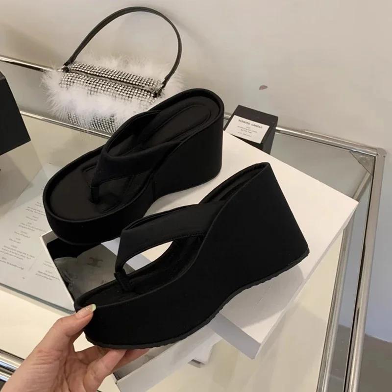 Design Sommer Tykke Dame Tøfler Mote Plattform Kiler Høy Hæl Sølvfargede Damesko Zapatillas De Mujer
