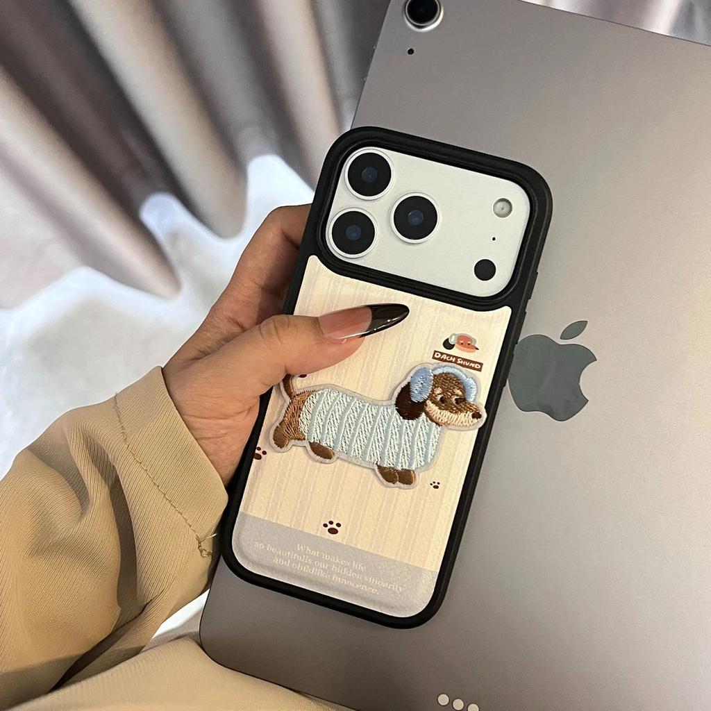 Striped Embroidered Dachshund for Apple 16/17promax Mobile Phone Case IP15 Bulging Bag Leather Pattern 14pro Female 13