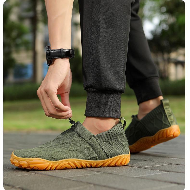 Spring New Shoes for Men Breathable Knit Casual Shoes Antiskid Flat Walking Shoes Youth Slip-on Sneaker