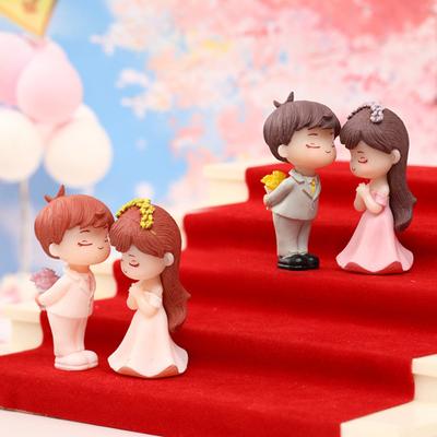 1 Pair Miniature Wedding Couple Ornaments Cartoon Good Proposal