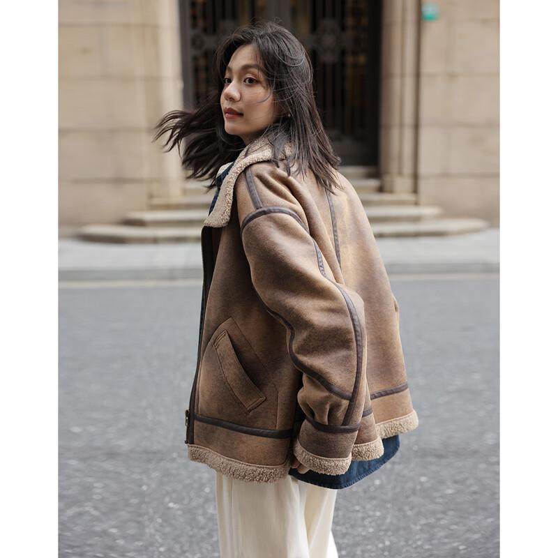 

Demana Women s Retro Faux Lamb Wool Bomber Jacket M