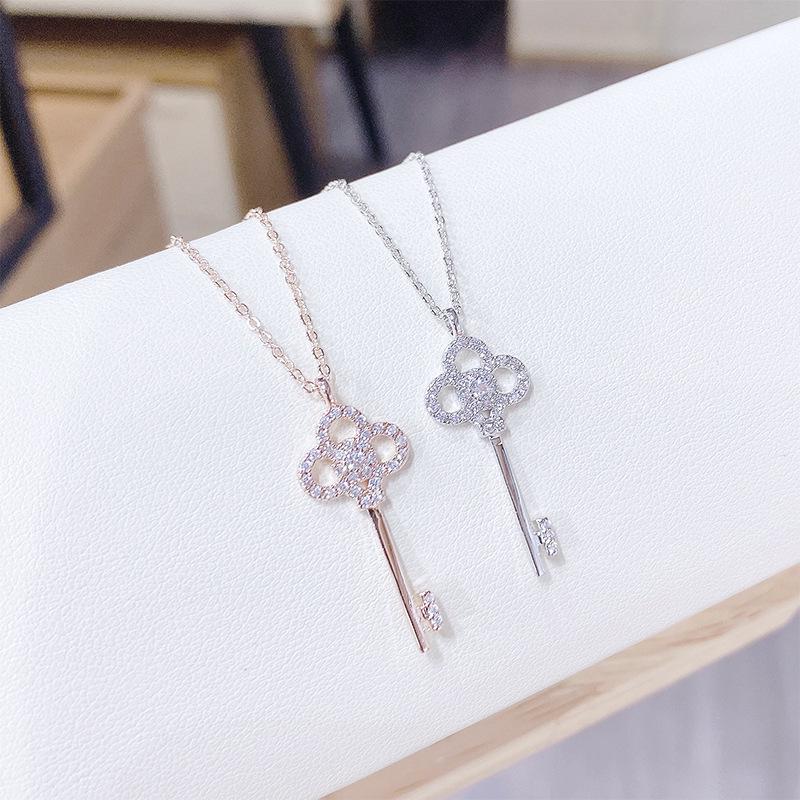 2023 Korean Zircon Key Necklace for Girls - Fashionable Clavicle Chain Jewelry