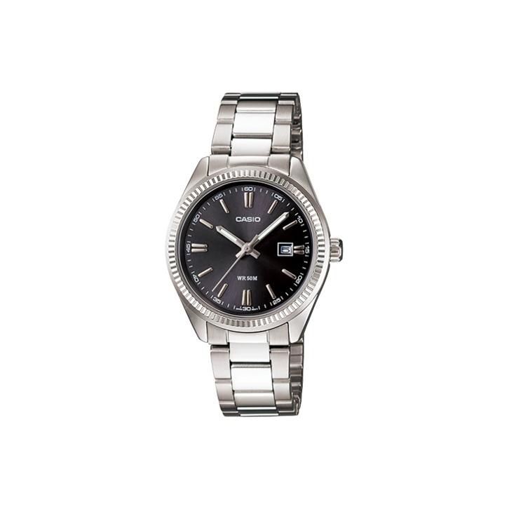 CASIO Men Standard Series Black Watch MTP-1302D-1A1V MTP-1302D-1A1V Silver Strap Black Dial