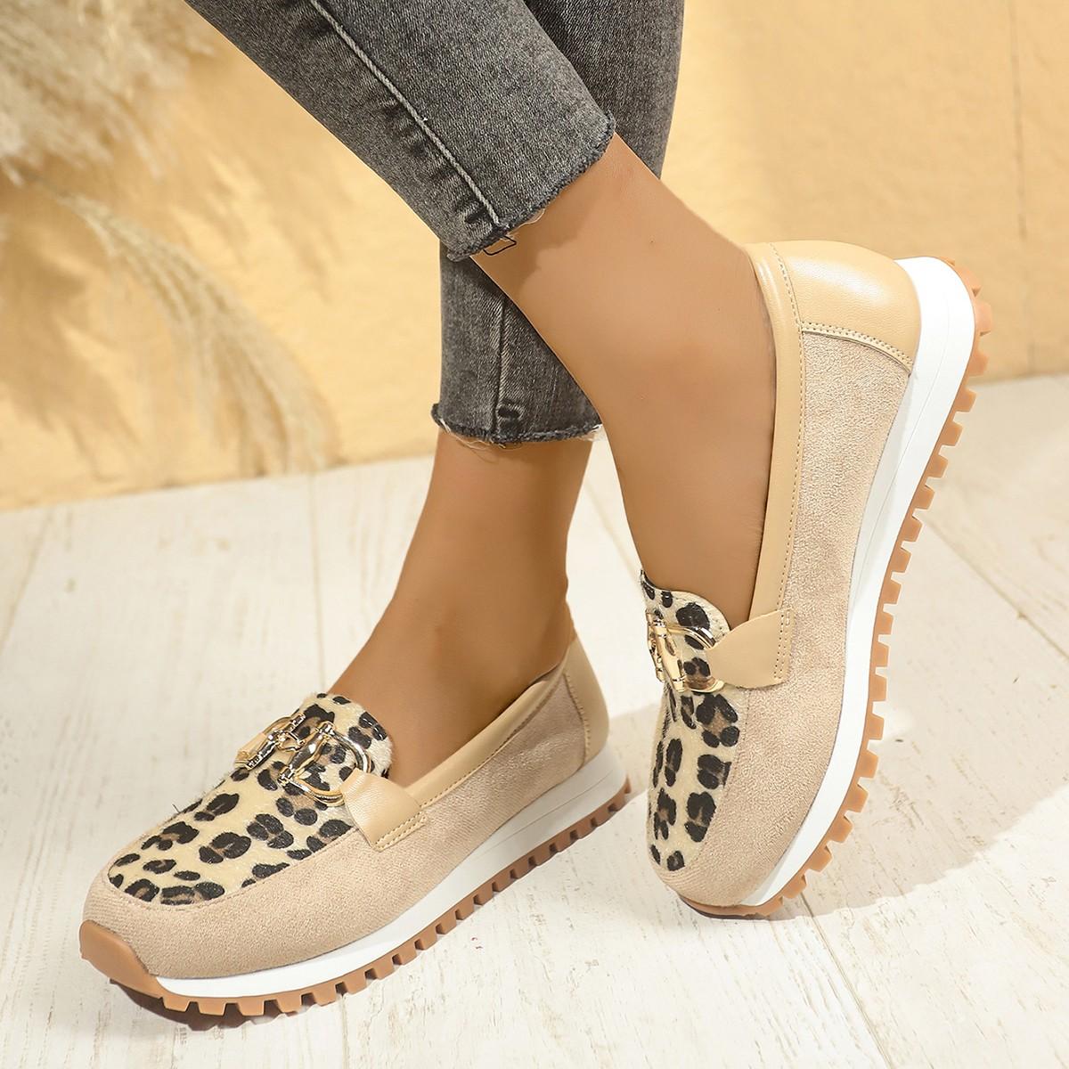 

2025 Высококачественная женская обувь, легкие удобные туфли на платформе Flas с металлической пряжкой, повседневные туфли для мам, женские лоферы на танкетке, кроссовки 36 бежевый