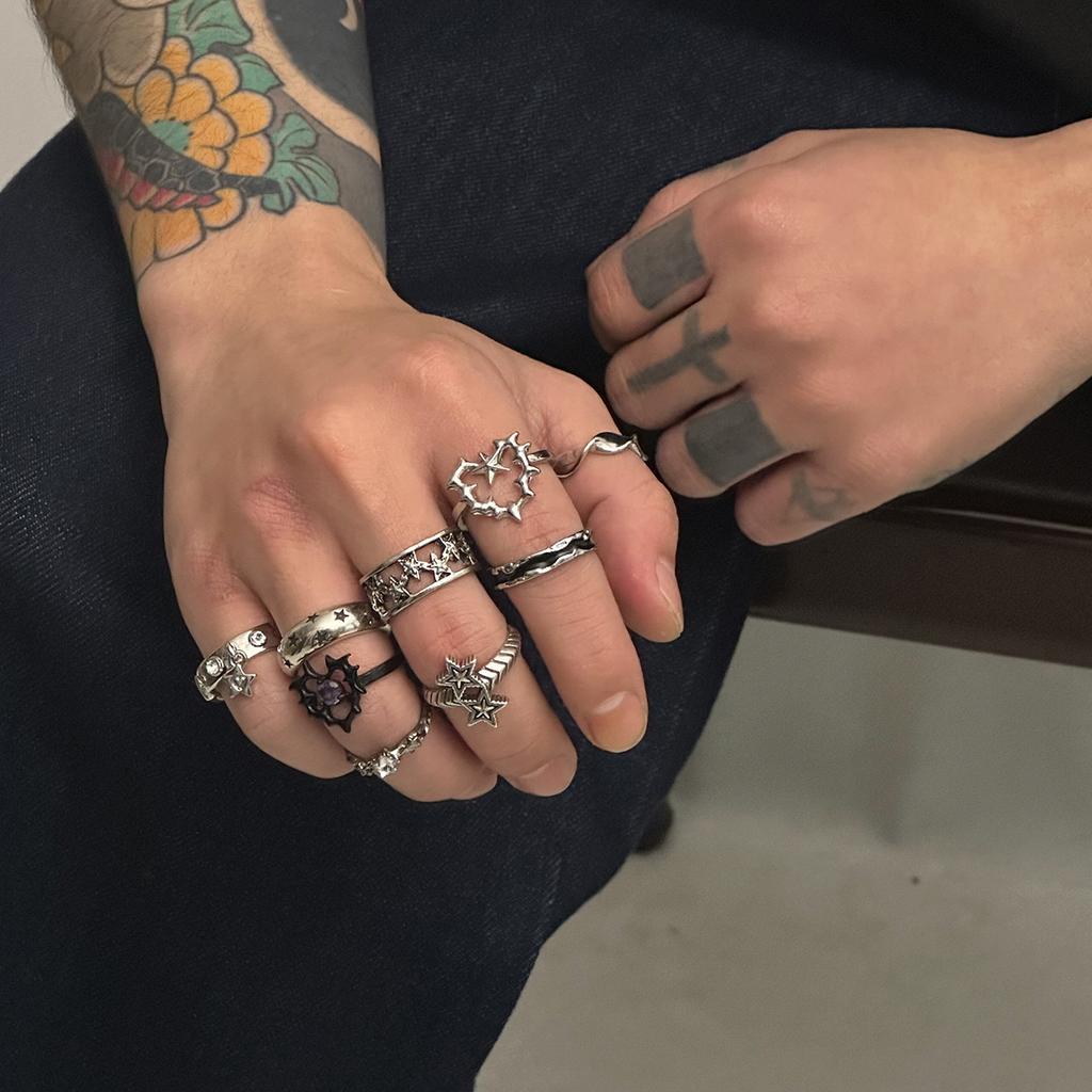 Ingemark 9Pcs/Set Goth Ancient Silver Color Open Rings for Men 2026 Trend Vintage Metal Star Hollow Bat Shape Rings Male Jewelry