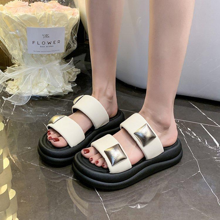 

[Ushilai] Soft and lightweight 2025 new boutique comfortable thick-bottomed fashionable outer wear open-toed slippers women 40