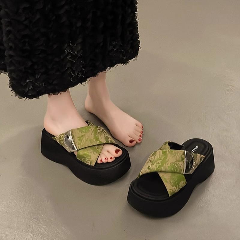 Thick-soled Heightening Slippers Women's Summer Outer Wear New Cross-word Sandals