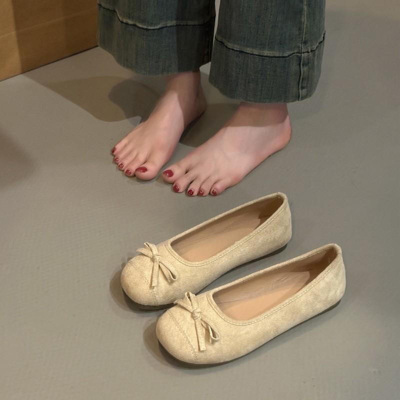 

French retro bow ballet shoes women s 2025 spring and summer new shallow mouth flat bottom with skirt single shoes grandma shoes 39