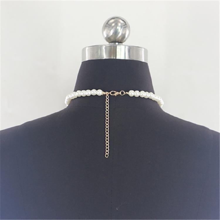 Female Body Chain Choker Jewelry Artificial Pearls Chain Formal Event Chest Chain