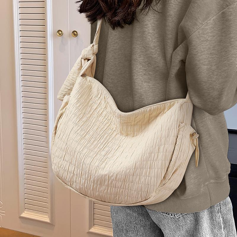 

Tote Bag Cloth Bag Women S Bag Messenger Bag Versatile Large Capacity Casual Large Bag Single Shoulder Dumpling Bag
