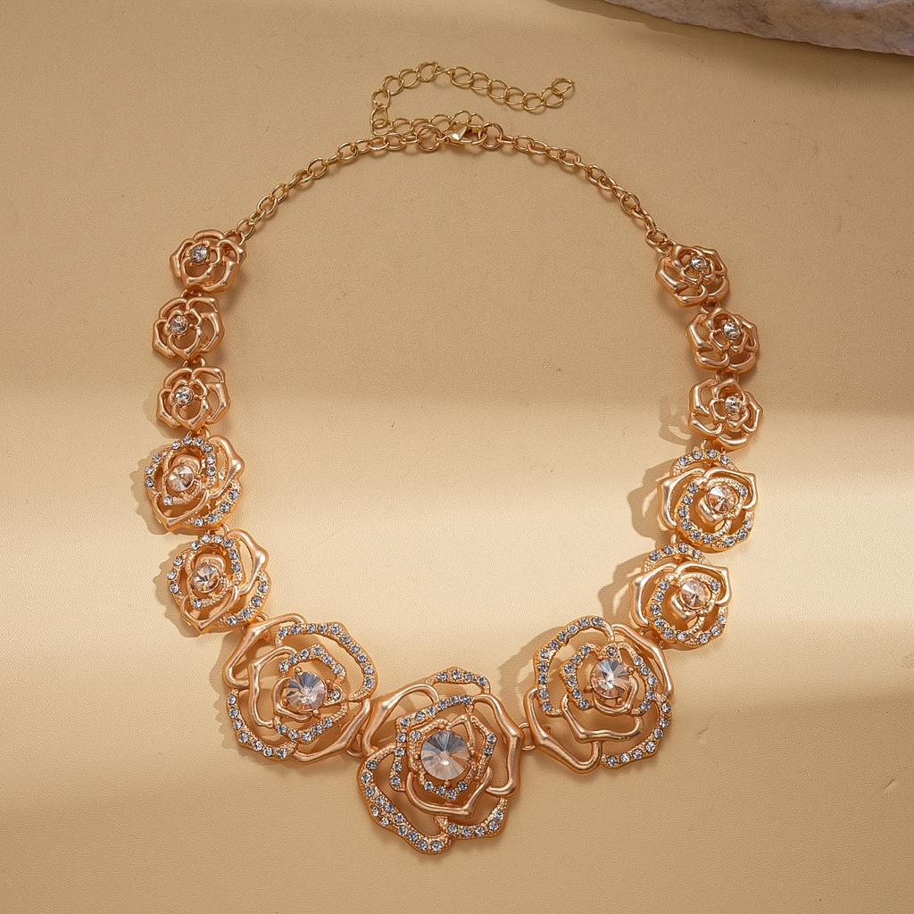Turquoise Blue Diamond Flower Stud Earrings Necklace Light Luxury Niche Clavicle Chain Premium Jewelry Set