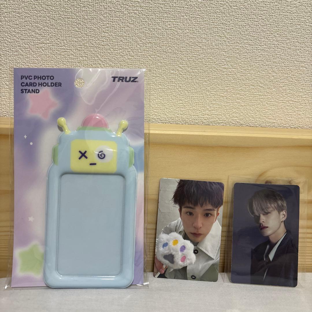

[USED] TRUZ PLANET Trading Card Holder/Trading Card Stand
