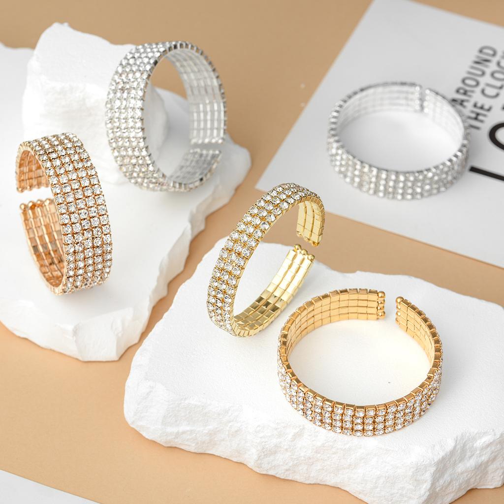 Fashionable, Minimalist, Light Luxury Style, High-end Feel, Inlaid with Rhinestones Bracelet, Suitable for Women's Parties and H