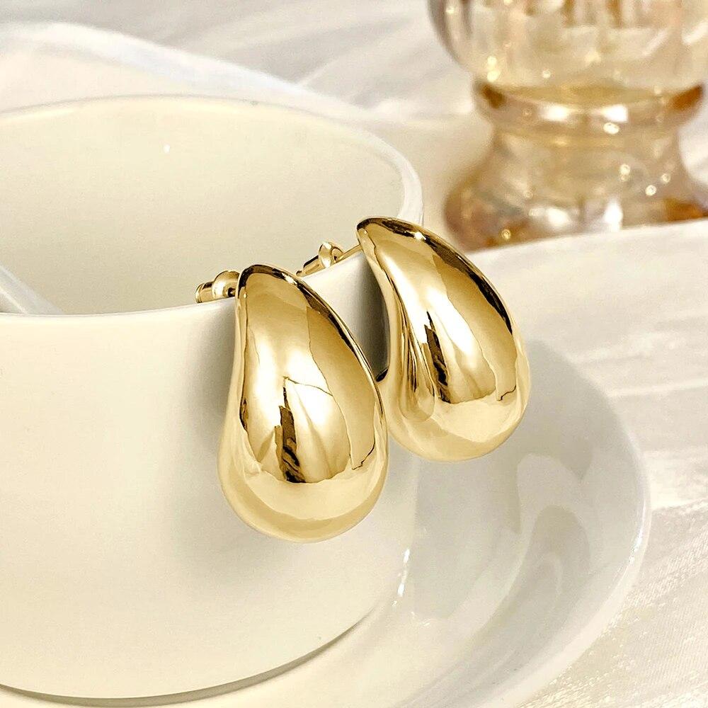 Huitan Fashion Water Drop Earrings for Women Metal Gold Color/Silver Plated Jewelry for Female Daily Wearable Accessories Gift