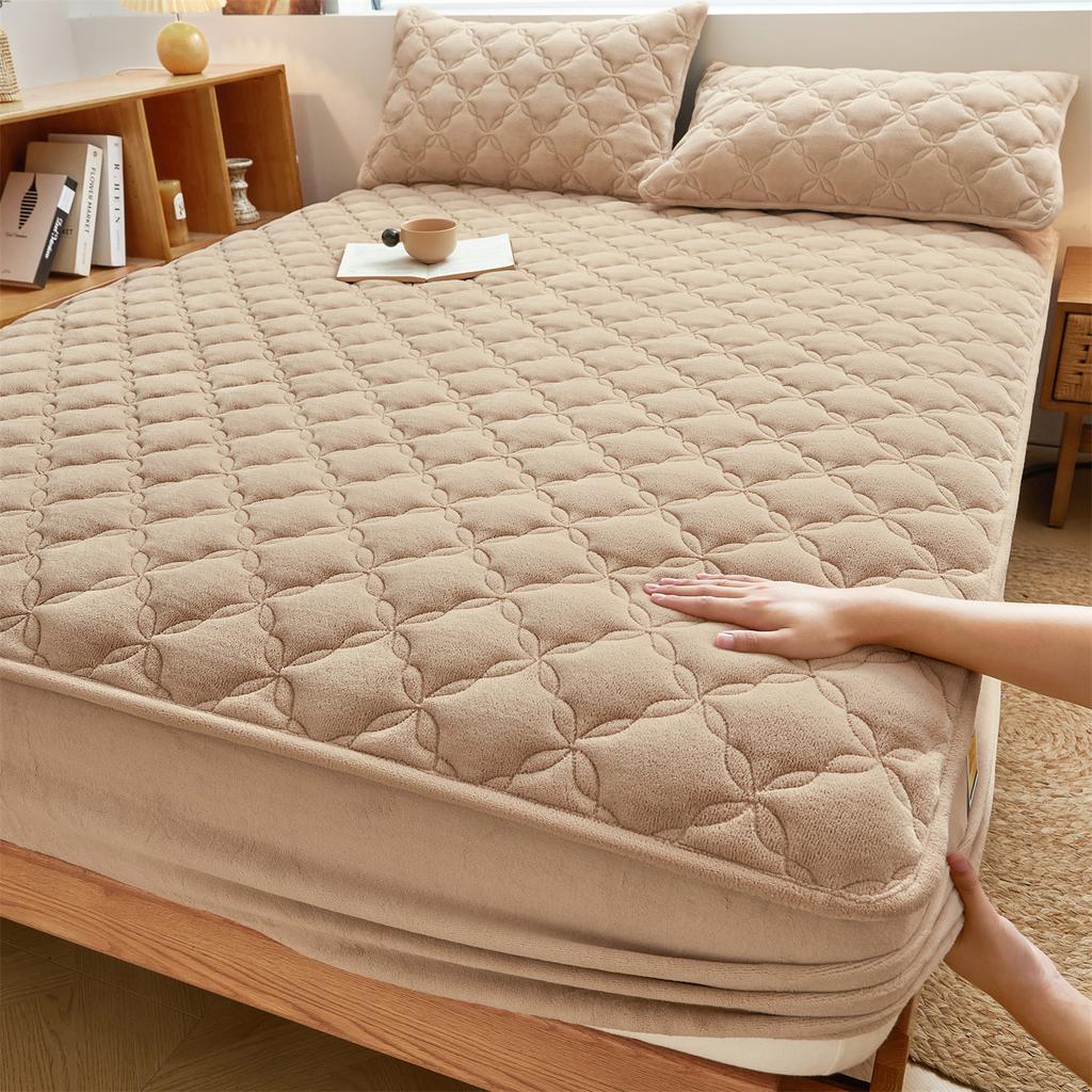 Class A Antibacterial Milk Velvet Fully Wrapped Bed Sheet Single Piece Household Anti-slip Bed Cover Protective Cover Bedding
