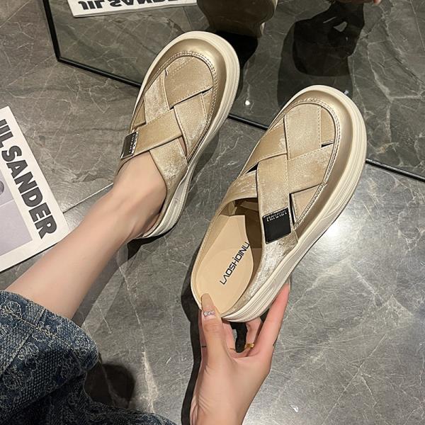 Fashion Loafers Low Female Shoes Womens Slippers Outdoor Slides Cover Toe Fretwork Heels Platform 2025 Rubber Plastic PU Retro Scandals