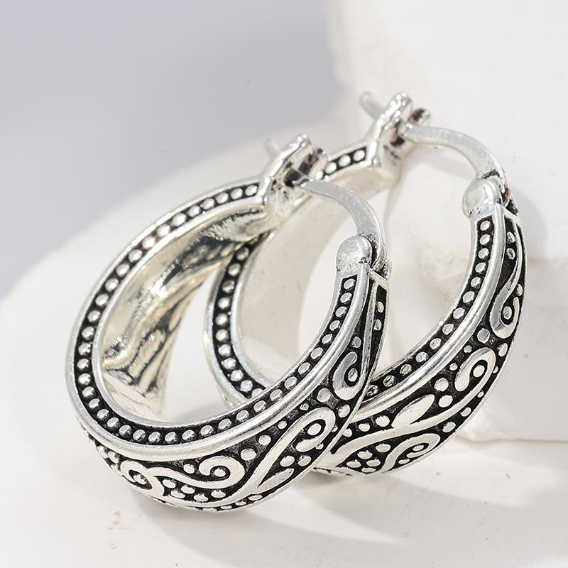 Bohemia Ethnic Style Silvery Plated Hand Carved Textured Hoop Earrings for Women's Vintage Concise Festival Jewelry Accessories