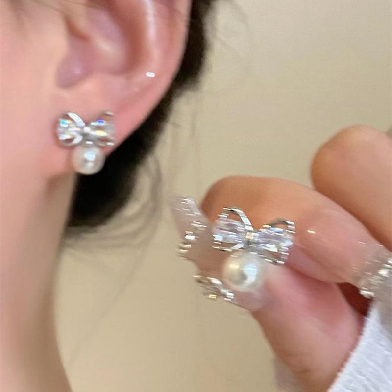 Light luxury versatile high-end bow zircon stud earrings women's s111 silver needle temperament small pearl earrings earrings