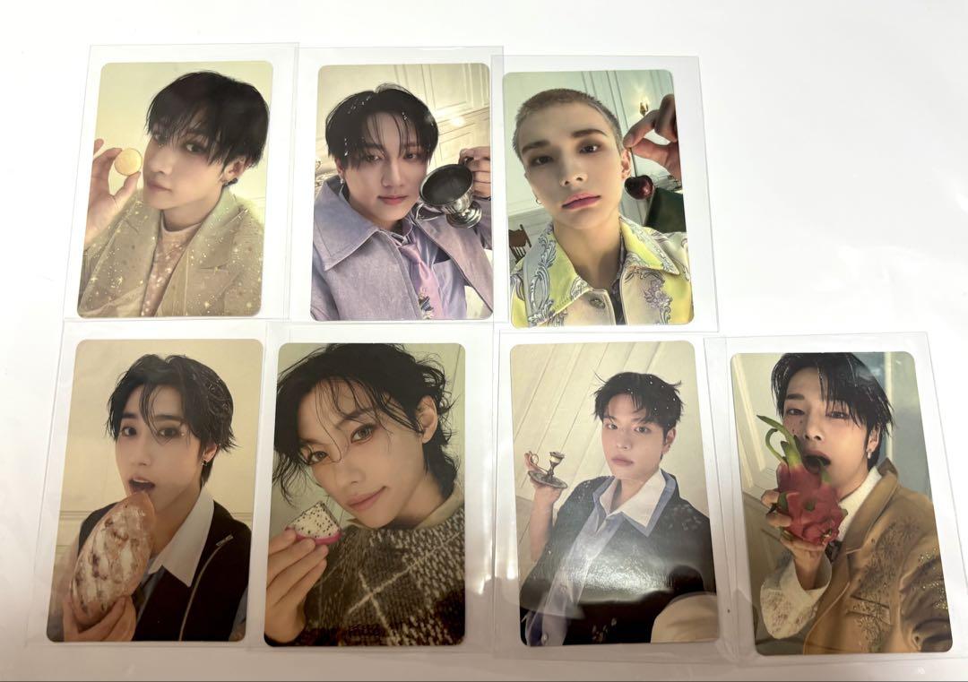 

[USED] stray kids Hollow Limited Edition Trading Card Set of 7