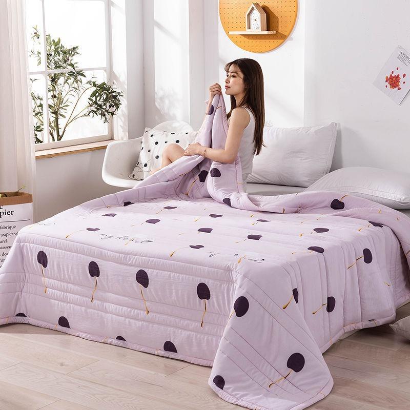 Print Summer Cooling Quilt Lightweight Breathable Thin Bedspread Soft Washable Comforter for Bedroom, Sofa, Dorm, All-Season Use