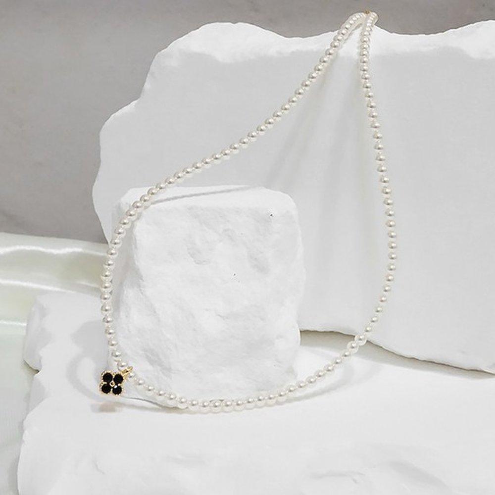 Flower 3mm Pearl Necklace Nk155