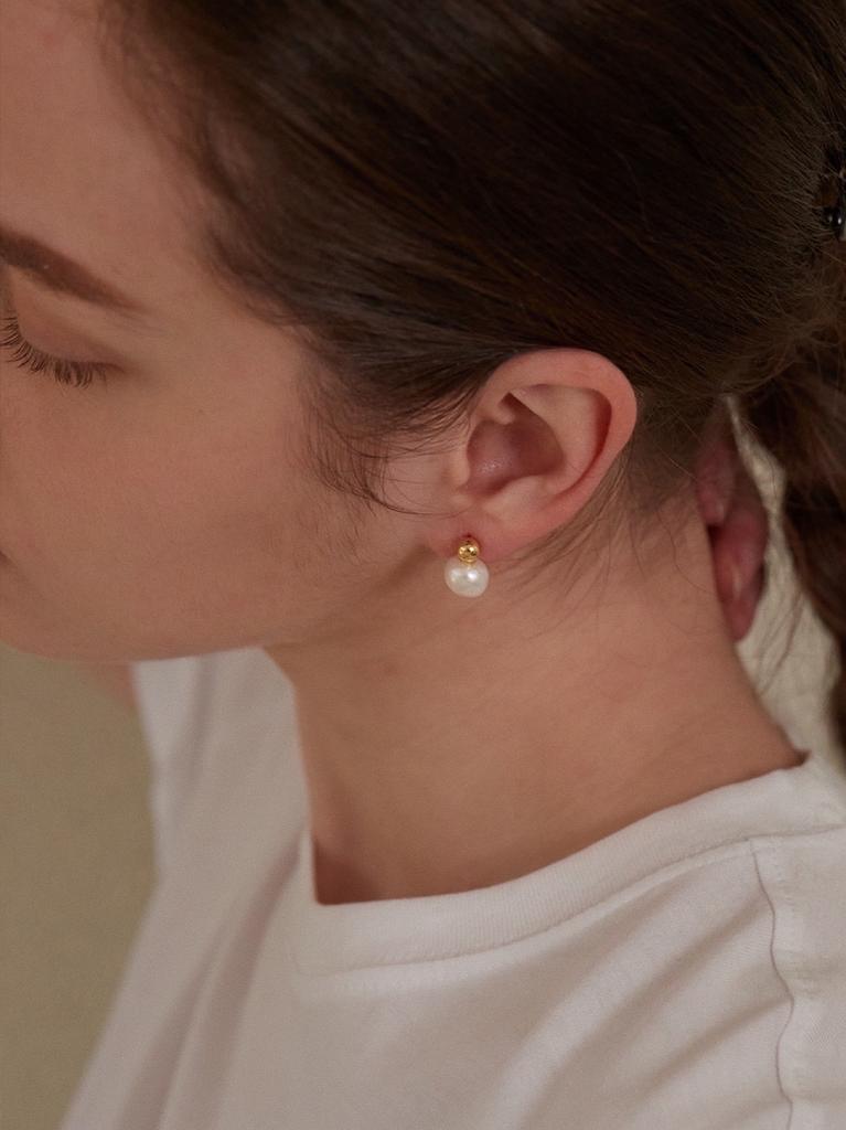 Oar [Silver 925] Baroque Pearl Earrings [Select 1 Of 2 Colors]
