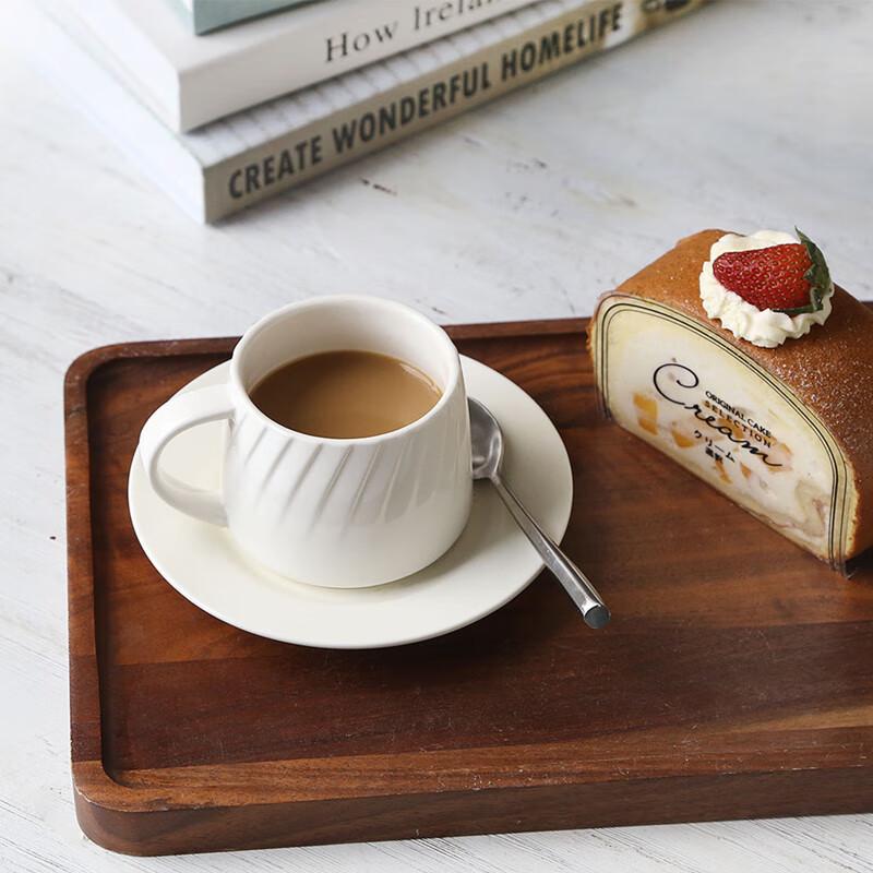 Shangqi Nordic Striped Coffee Cup and Saucer Set